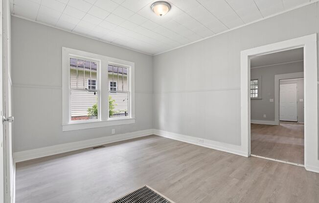 NEW INVENTORY! $0  SECURITY DEPOSIT REQUIREMENT!!!