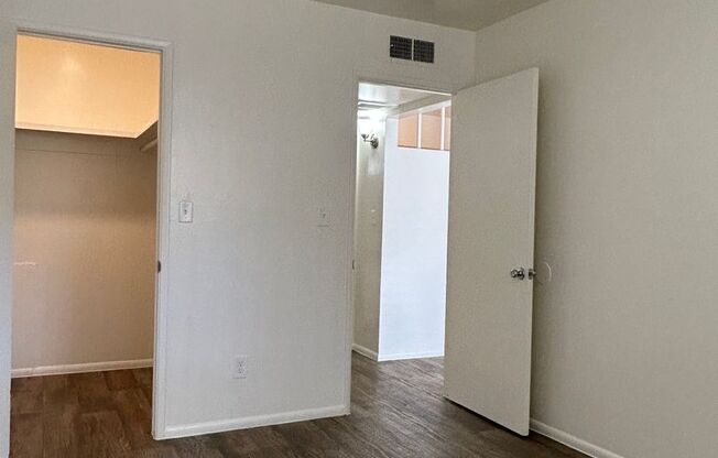 1 bed, 1 bath, 600 sqft, $875, Unit B08