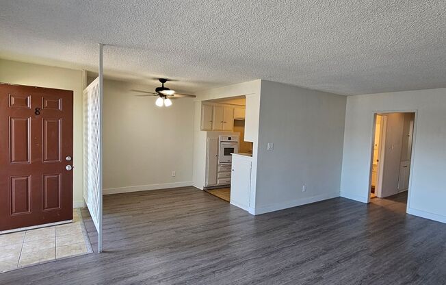 2 beds, 2 baths, $3,150, Unit 8