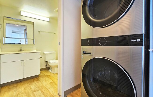 1 bed, 1 bath, $2,100, Unit # 1605