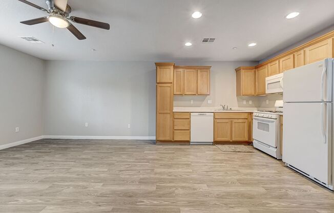 3 beds, 2 baths, 1,144 sqft, $1,955.5, Unit 452 Hunter Dr Unit 1
