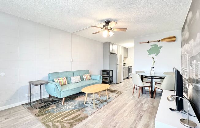 ALL UTILITIES INCLUDED! Renovated 1 BED/1 BATH w/ Enclosed Lanai in Tradewinds Waikiki