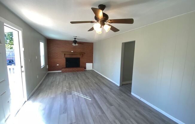 3 beds, 2 baths, $1,195