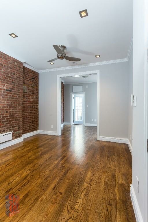 248 MOTT ST
