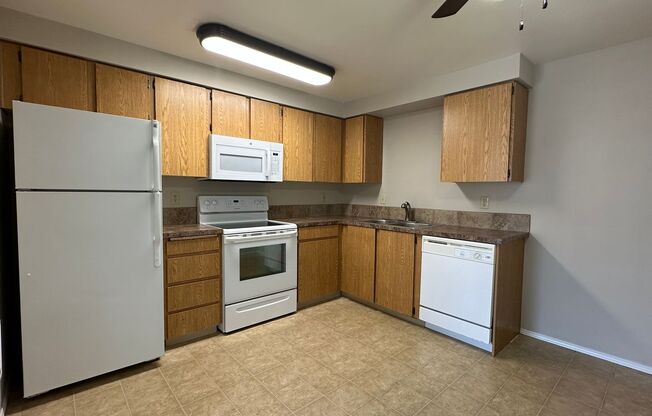 351 359 GLN CRK RD NW