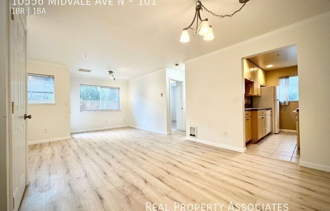 10556 Midvale Ave N #101