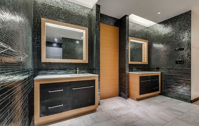 2 beds, 2.5 baths, $16,495