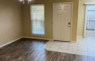 1 bed, 1 bath, 825 sqft, $995, Unit HPA 70