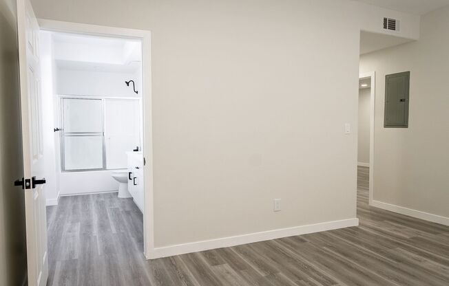 3 beds, 2 baths, 1,450 sqft, $3,898, Unit 201