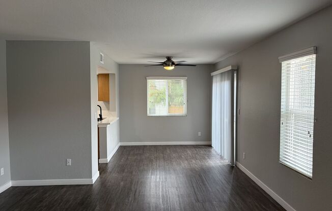 2 beds, 2 baths, 986 sqft, $2,750, Unit 698