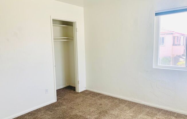 2 beds, 1 bath, $3,295, Unit 734 Santa Barbara Place