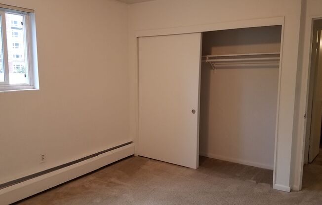 2 beds, 1 bath, 725 sqft, $1,780, Unit 501