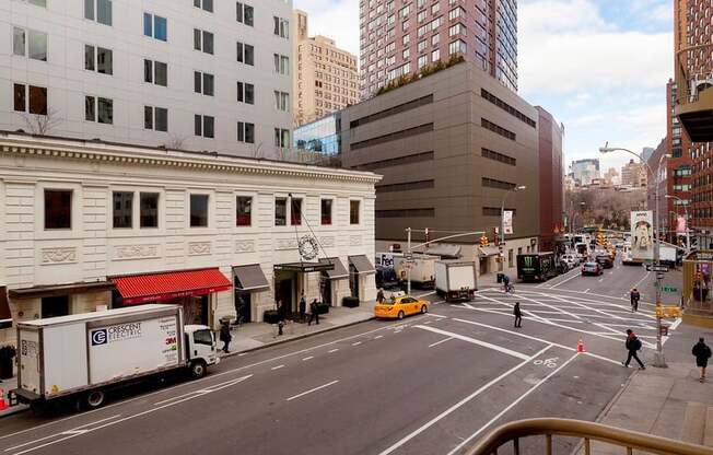 Studio, 1 bath, $4,100, Unit 2E