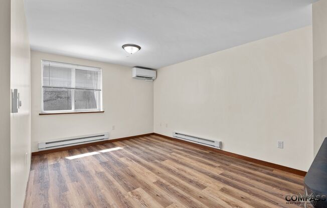 1 bed, 1 bath, 520 sqft, $1,145, Unit 002