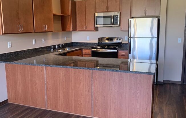 1 bed, 1 bath, 612 sqft, $1,475, Unit 202 - Parkview