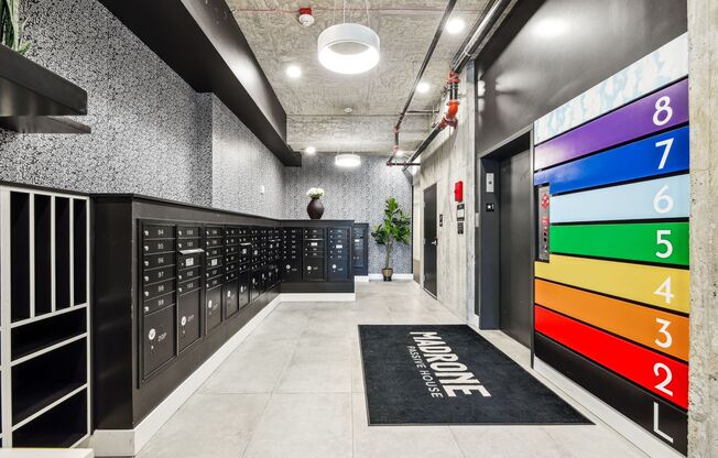 Studio, 1 bath, 331 sqft, $1,950, Unit 824