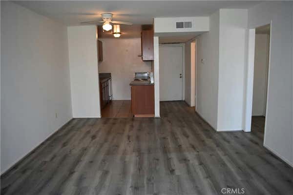 2 beds, 1 bath, 800 sqft, $2,300, Unit UNIT 210A