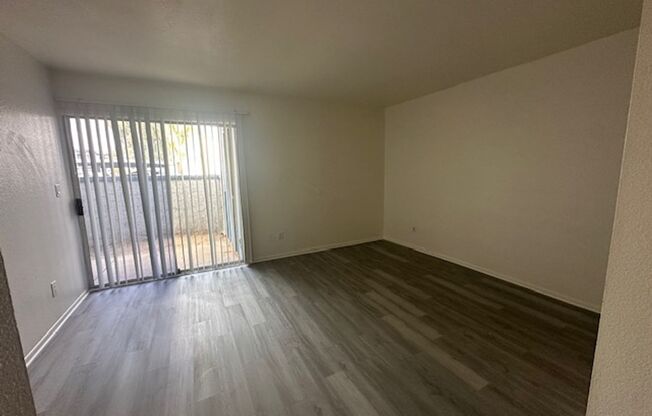 3 beds, 2 baths, $1,699, Unit # 113