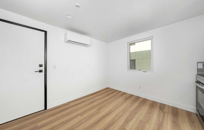 Now Leasing Beautifully Renovated Apartments at 4th and Arbor!