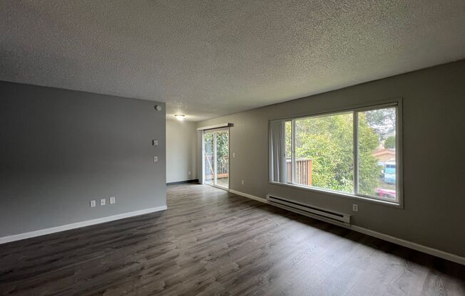 2 beds, 1 bath, 850 sqft, $1,495, Unit 05