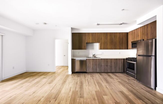 2 beds, 2 baths, 1,037 sqft, $2,950, Unit 301