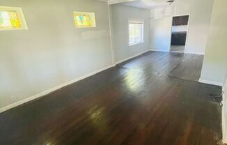 3 beds, 1 bath, $1,225