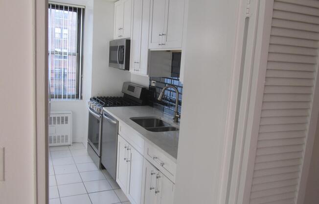 2 beds, 2 baths, 1,200 sqft, $8,100, Unit 7A