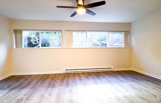 Studio, 1 bath, 384 sqft, $1,295, Unit 103