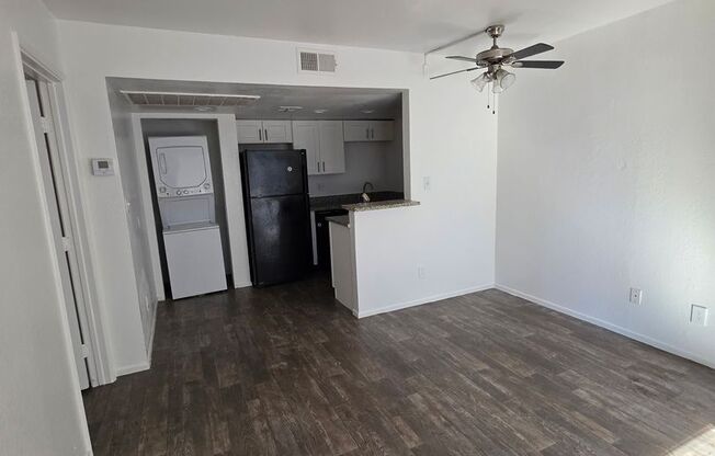 1 bed, 1 bath, 504 sqft, $899