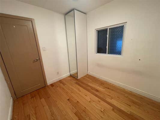 10528 65 AVE