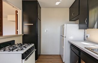 Studio, 1 bath, 690 sqft, $2,300, Unit 2307