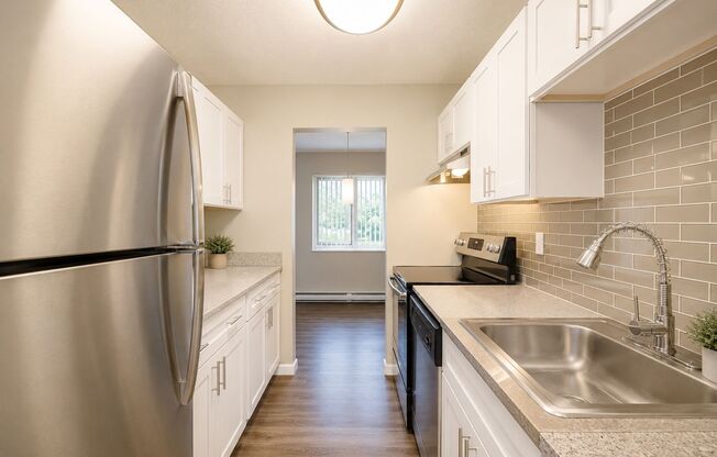 1 bed, 1 bath, 660 sqft, $1,163, Unit 3-308
