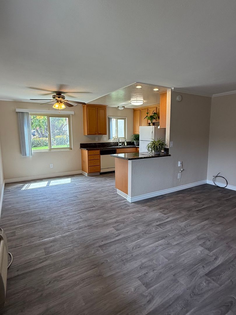 Mesa Villa Apartments