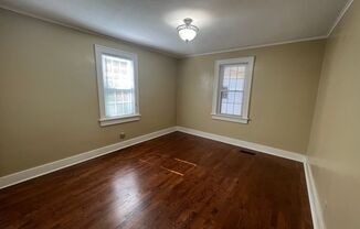 3 beds, 1 bath, $1,575