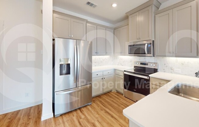 3404 ZELLWOOD LN