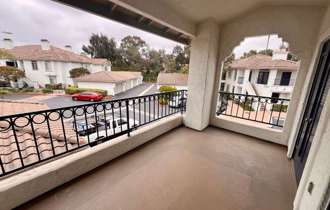 Gorgeous 3 bedroom 2 bath Rancho del Oro Condo!