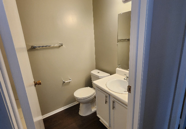 12421 HICKORY TREE WAY