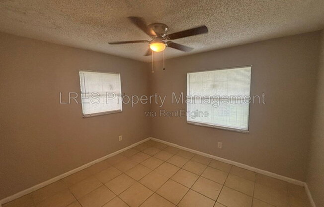 3 beds, 1.5 baths, 1,100 sqft, $1,599