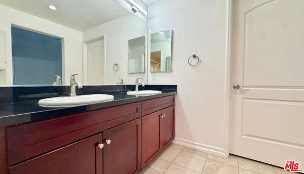 1 bed, 1 bath, 1,050 sqft, $3,100, Unit 426