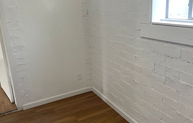 Studio, 1 bath, $595