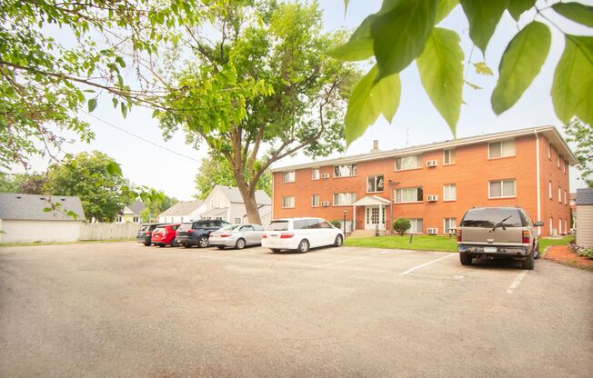 Elm Apartments