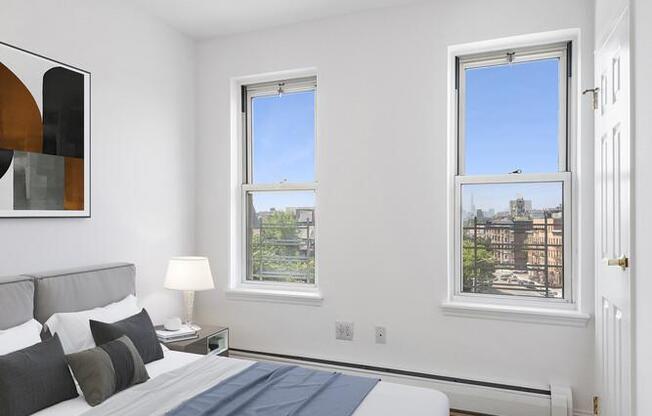 824 SAINT NICHOLAS AVE