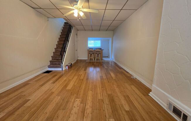 LOVELY 2 BEDROOM BREWERY TOWN HOUSE AVAILABLE NOW