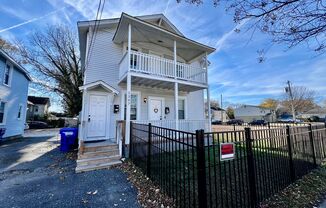 Charming 1st Floor, 2 Bedroom duplex in the heart of Norfolk