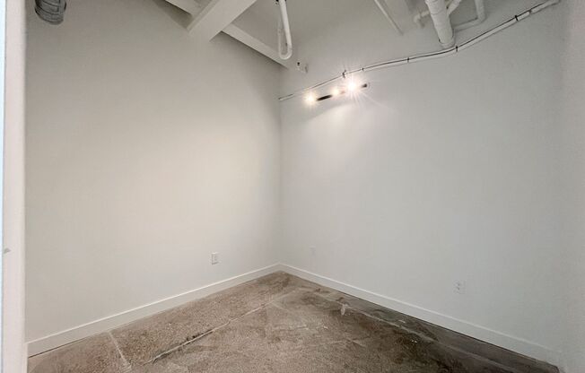 1 bed, 1 bath, 500 sqft, $1,550, Unit 319
