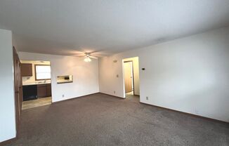 2 beds, 1 bath, $1,050, Unit A2721-A