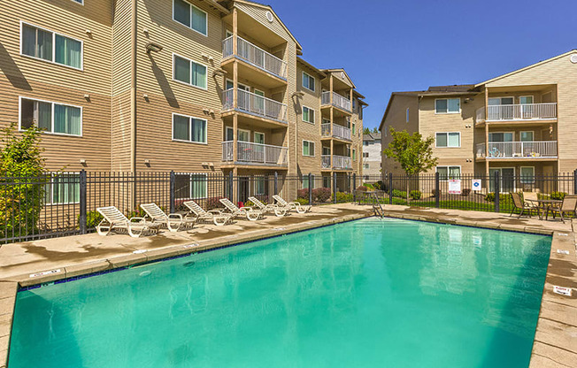 Pool View at FOREST CREEK APARTMENTS, Washington