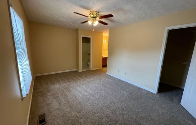 2 beds, 2.5 baths, $1,065