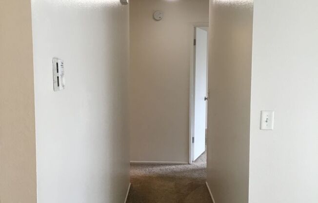 2 beds, 2 baths, 847 sqft, $1,550, Unit 15