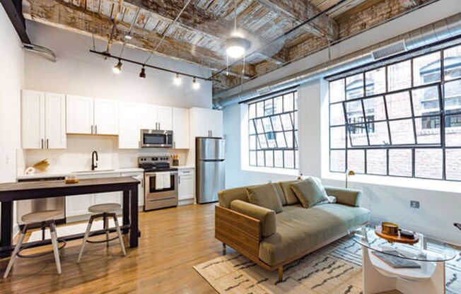 Lofts At Abrams Fixtures